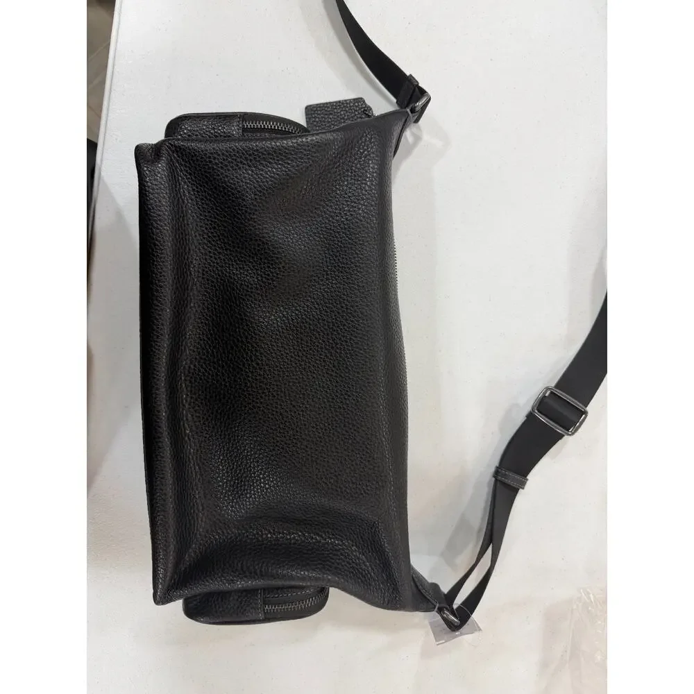 NWT B1-007COACH Finn Crossbody Bag With Pockets Pebble LeatherCCG15GunmetalBlack